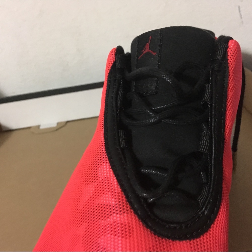 Men’s Jordans Size 8 - Picture 2 of 7